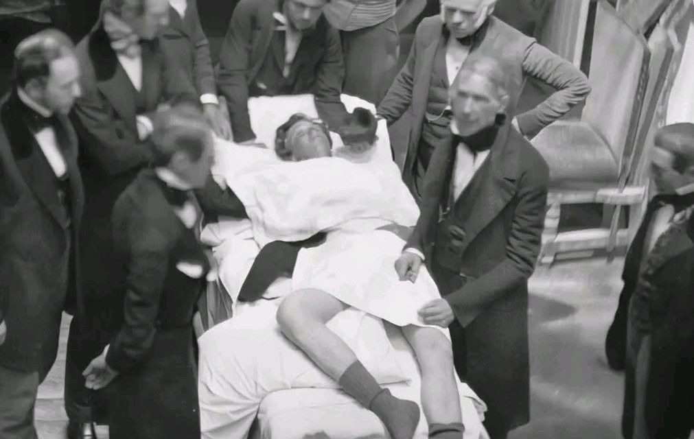 1846, la rivoluzione in sala operatoria: quando la chirurgia smise di essere una tortura